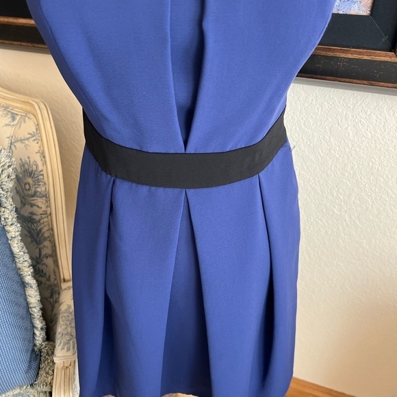 Luxury: JILL Jill Stuart Dress- Purple, Black, Backless Halter - Picture 5 of 7